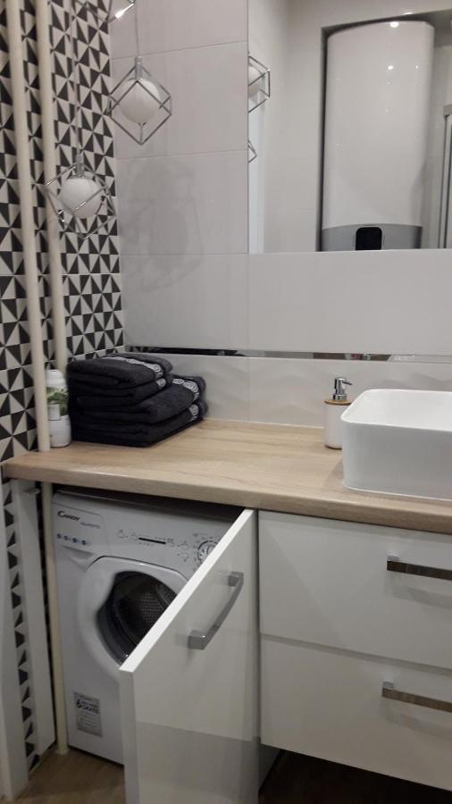 צ'סטוצ'ובה Apartament Premium מראה חיצוני תמונה